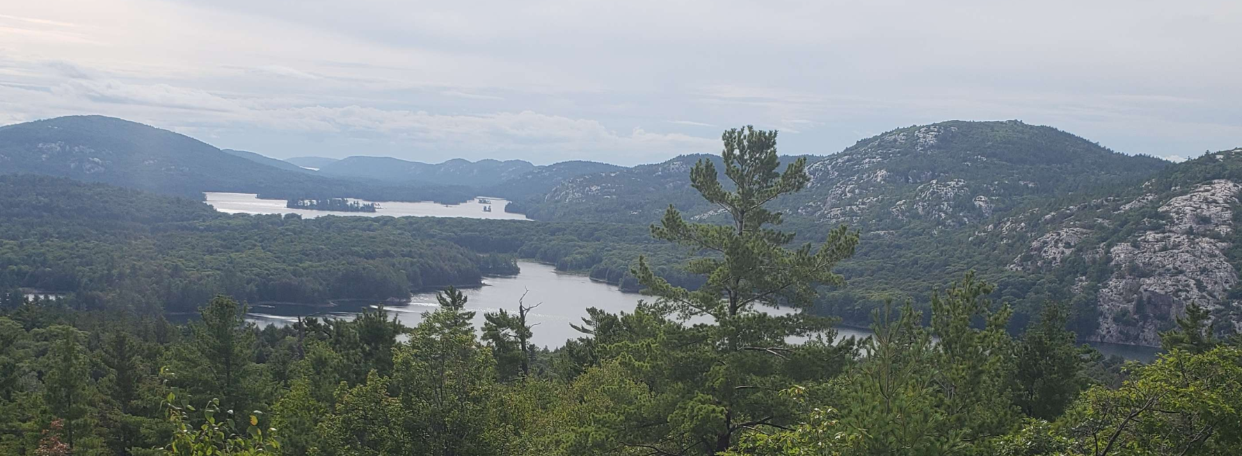 hike scenery for The Crack Killarney near Ontario